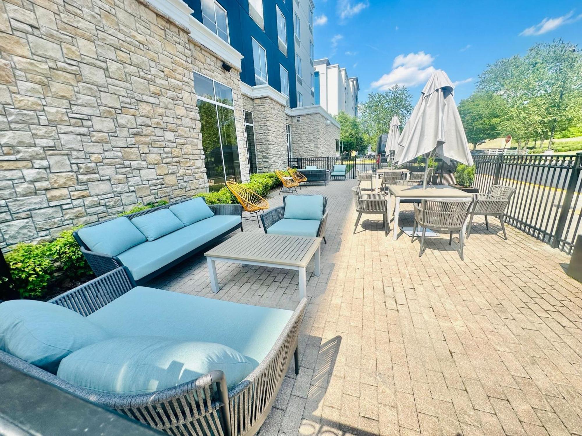 Delta Hotels By Marriott Colonial Heights Zewnętrze zdjęcie