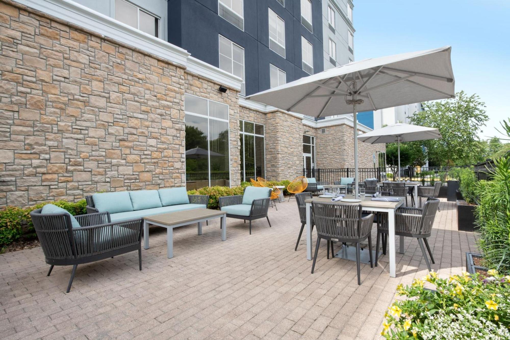 Delta Hotels By Marriott Colonial Heights Zewnętrze zdjęcie