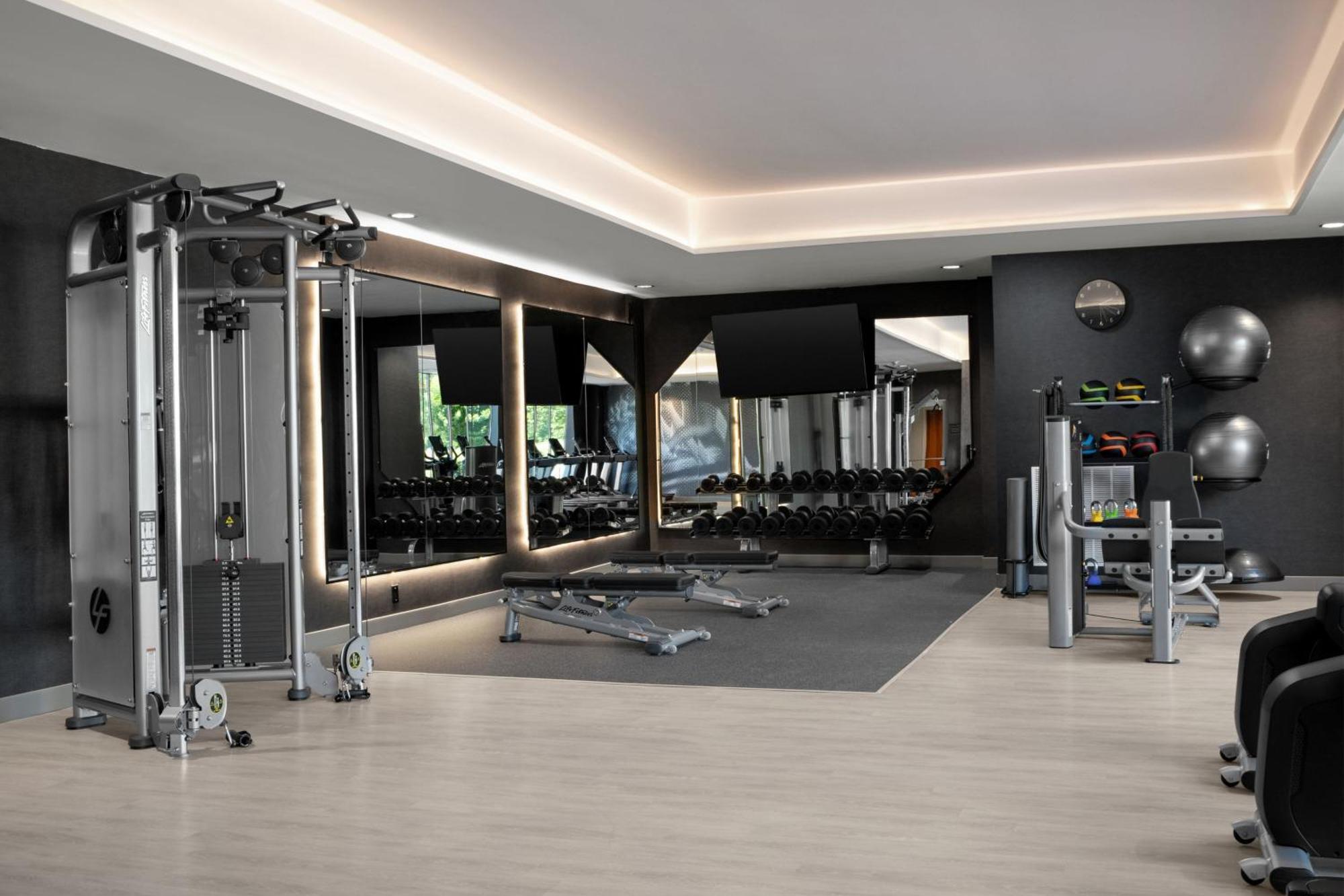 Delta Hotels By Marriott Colonial Heights Zewnętrze zdjęcie